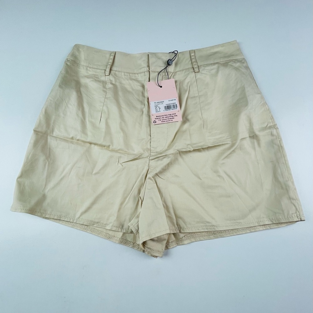 UTILITY SHORT - Picture 2 of 4